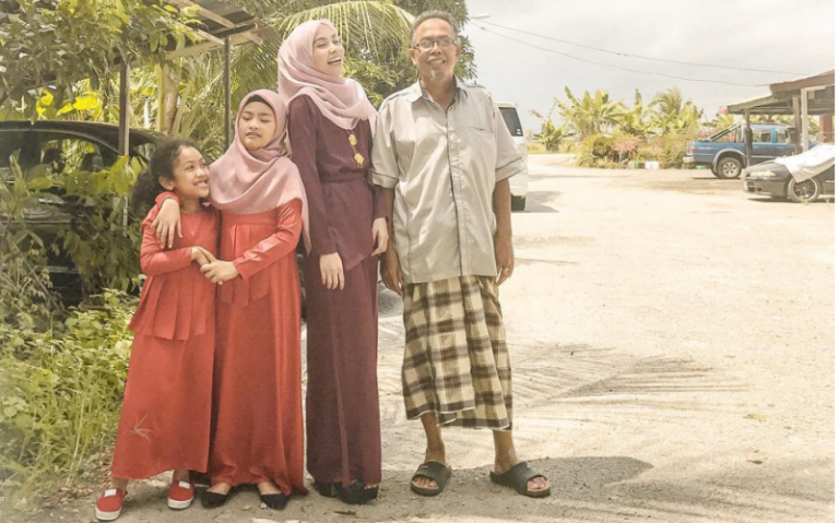 “Abah Pernah Kumpul Makanan Yang Dibuang Dari Hotel, Letak Dalam Tisu Untuk Bagi Kami Berdua”- Imbas Kakak DS Aliff Syukri
