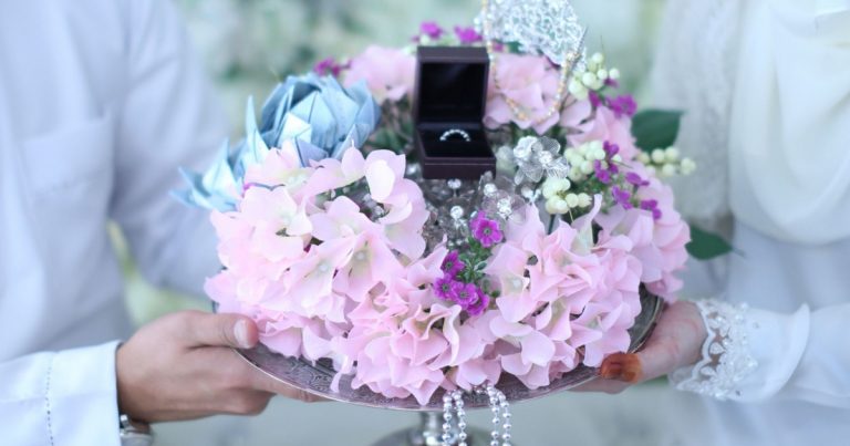 Islam Suruh Mudahkan Nikah, Bukan Suruh Ambil Mudah
