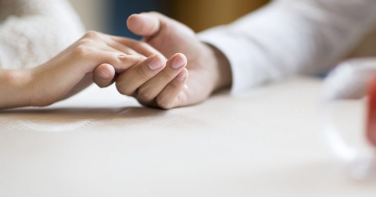 Kalau Nak Romantik Macam Rasulullah, Ajaklah Isteri Mandi Bersama Dan Bawa Isteri Jalan-jalan