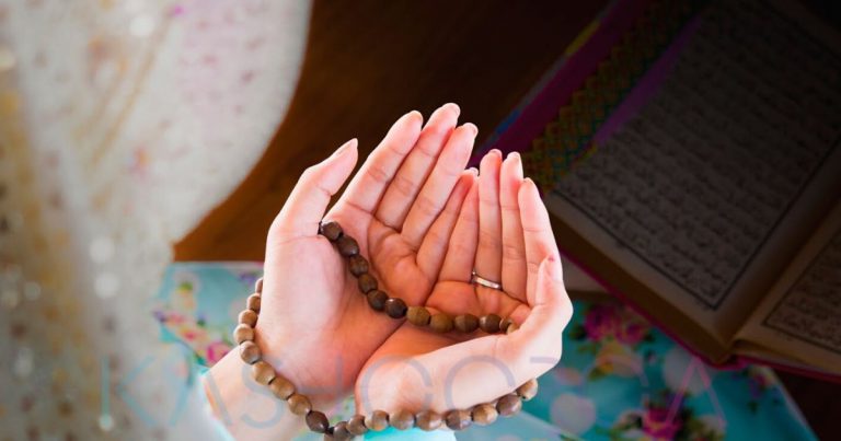 Ketahuilah, Betapa Mustajabnya Doa Seorang Isteri Buat Suami. Jangan Sesekali Sakiti Hati Mereka!