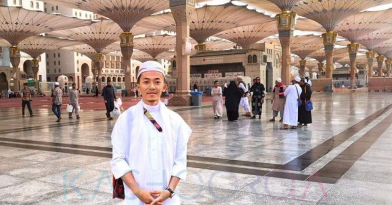 “Wahai Jodoh, Saya Nak Sangat Bawa Awak Ke Jabal Rahmah (Bukit Kasih Sayang)”…