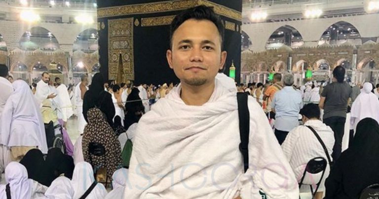 “Ya Allah Rindu Nak Bertawaf, Rindu Lihat Manusia Ramai-Ramai Masuk Masjid. Ya Allah Segeralah Turunkan Penawar” – Sayu Sekali Doa PU Amin