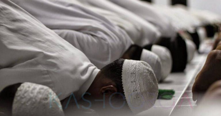 Antara 9 Amalan Mulia Di Hari Jumaat, Rugi Sangat Kalau Tak Buat