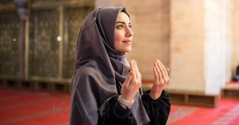 Elak Solat Laju-Laju & Buat Dengan Tenang. Ini Panduan Lakukan Solat Sunat Tahajjud Jadi Lebih Berkat!