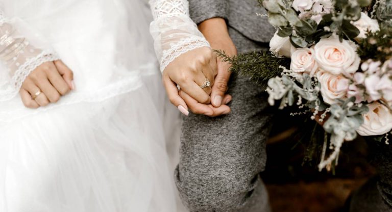 Untung Besar Kalau Bercinta Selepas Nikah. Halal & Banyak Kejutan