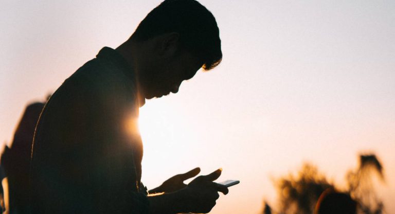 Ziarah Kubur Ibu Bapa Tiap Jumaat, Doa Anak Derhaka Tetap Diterima Allah