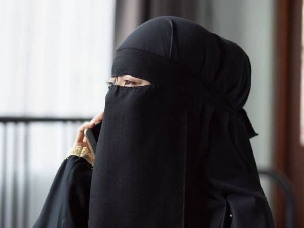 Rupanya Berpurdah Atau Niqab Tak Mampu Halang Jangkitan Covid-19, Mereka Dinasihat Pakai Pelitup Muka &#8211; Dr Noor Hisham