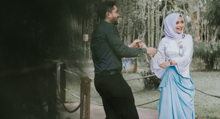 Tanda Allah Dah Berikan Pasangan Terbaik Buat Kita