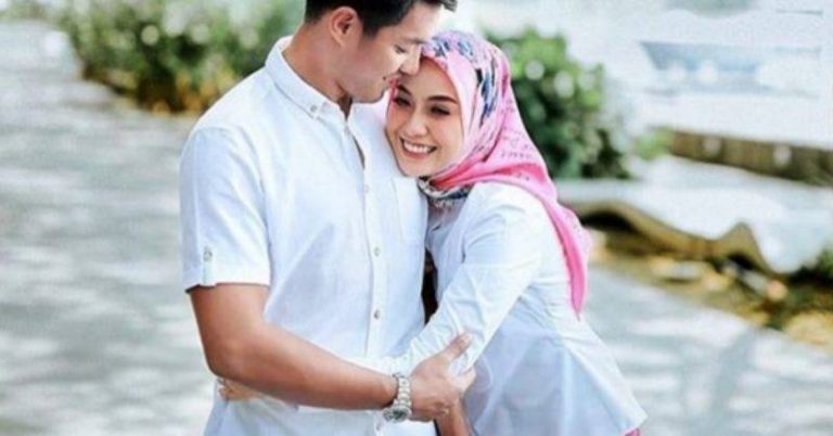 Cintailah Pasangan Sepenuh Jiwa Di Dunia! Di Padang Mahsyar Nanti Kita Tak Kenal Satu Sama Lain