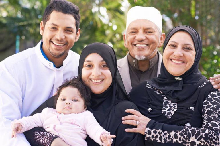 Kewajipan Jaga Ibu Bapa Uzur Tanggungjawab Anak Lelaki & Perempuan, Bukan Menantu Perempuan