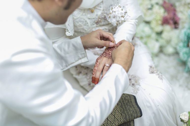 Tiada Orang Bujang Di Syurga! Jangan Risau  Tak Jumpa Di Dunia Sebab Jodoh Dah Tunggu Di Akhirat