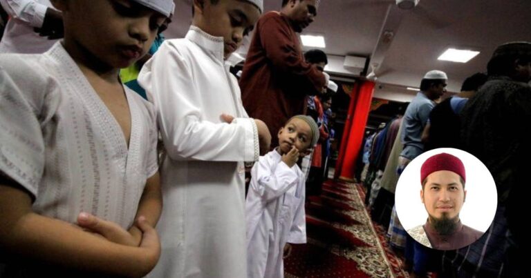 ‘Dianggap Putuskan Saf & Kurangkan Pahala Jemaah.’ Begini Kedudukan Kanak-Kanak Lelaki Dalam Saf Solat Berjemaah