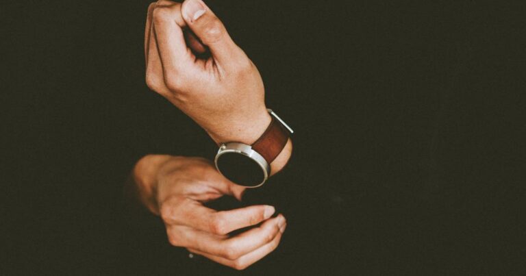 ‘Tak Elok & Tidak Menepati Sunnah.’ Pakai Jam Tangan, Afdal Tangan Kanan atau Kiri