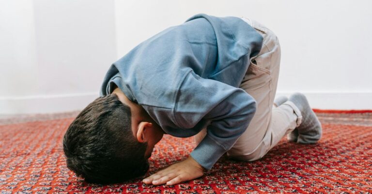 Anak-Anak Tak Solat, Adakah Ibu Bapa Tanggung Dosa & Diazab Di Akhirat Kelak