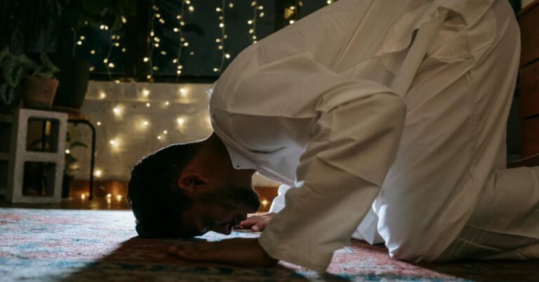 Selepas Ramadan Gantikan Tarawih Dengan Solat Sunat 4 Rakaat Selepas Isyak, Ganjaran Pahalanya Luar Biasa