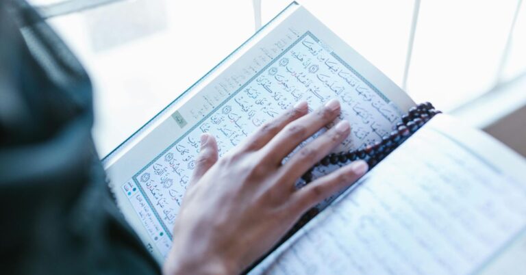 3 Tanda Amalan Kita Diterima Allah SWT, Salah Satu Tidak Kembali Kepada Maksiat