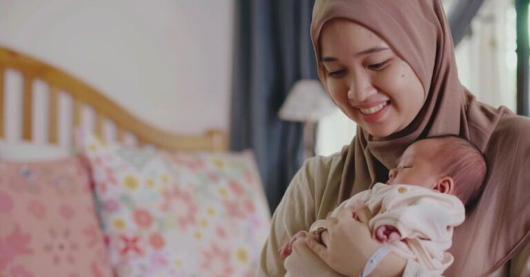 Suami Gaji Kecil, Isteri Tak Perlu Rasa Berdosa Berhenti Kerja Untuk Jadi Suri Rumah