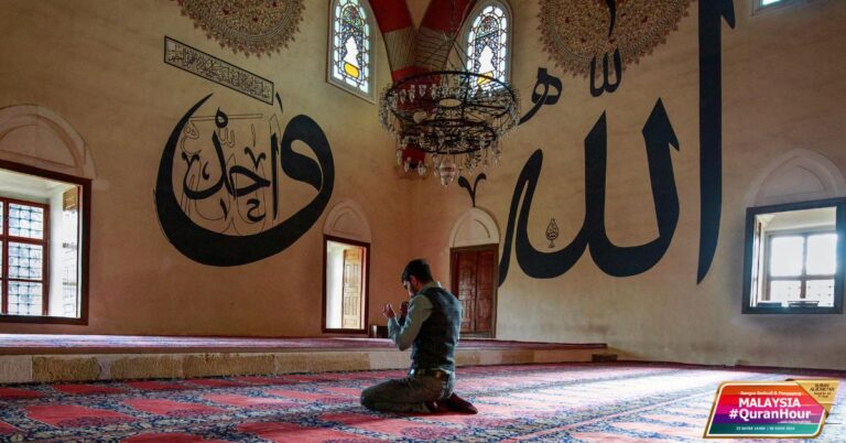 Berdoalah Pada Waktu Ini Setiap Hari, Ia Waktu Doa Mustajab Berdasar Hadis Sahih